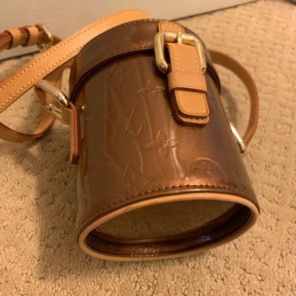 Authentic Louis Vuitton vernis Astor place - Picture 2 of 7